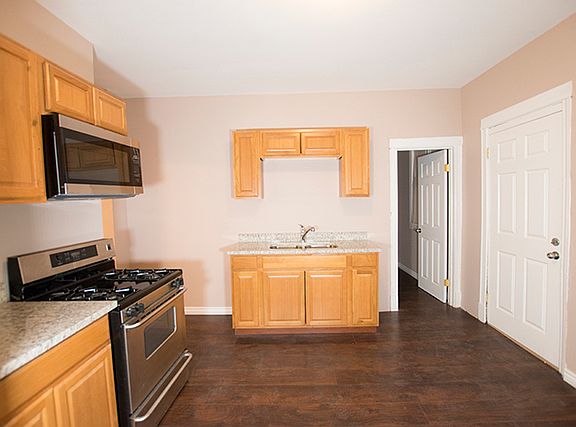 5th image of 5743 S Damen Ave