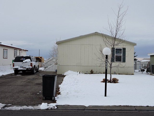 1st image of 2237 N Pinewood Dr