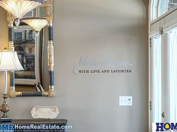 4th image of 9401 Thornwood Dr