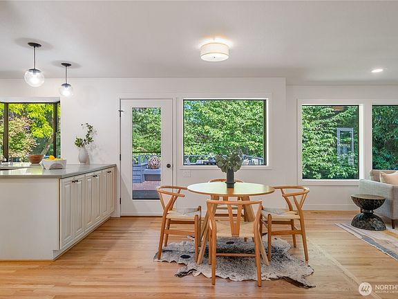5th image of 7979 NE Leslie Lane