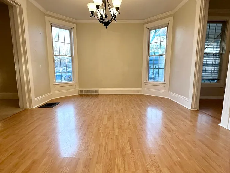 1624 Castle Ave #DOWNSTAIRS — Photo 8