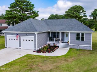 6023 Dolphin Rd, Oriental, NC 28571