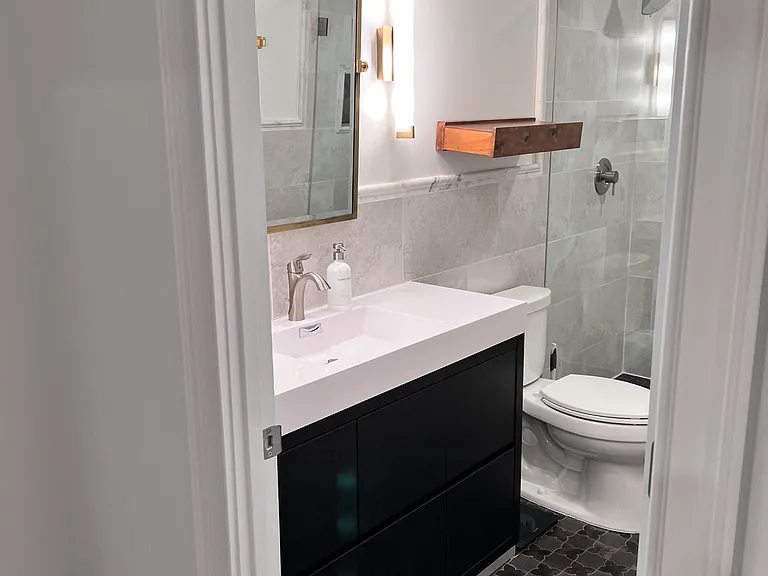 3530 Piedmont Rd NE — Photo 6