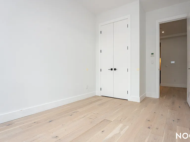 491 Evergreen Ave #2B — Photo 12