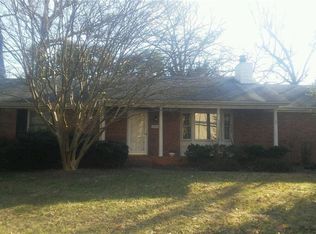 2609 Wyman Rd, Winston Salem, NC 27106