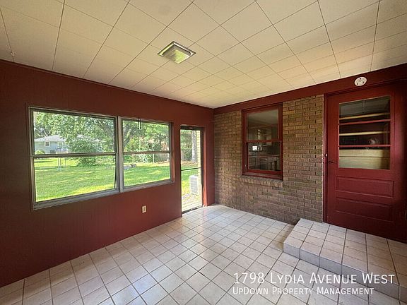 2nd image of 1798 Lydia Ave W