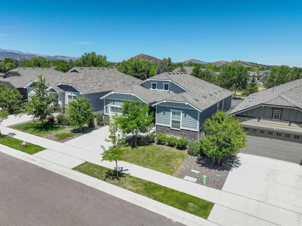 4237 Martinson Dr