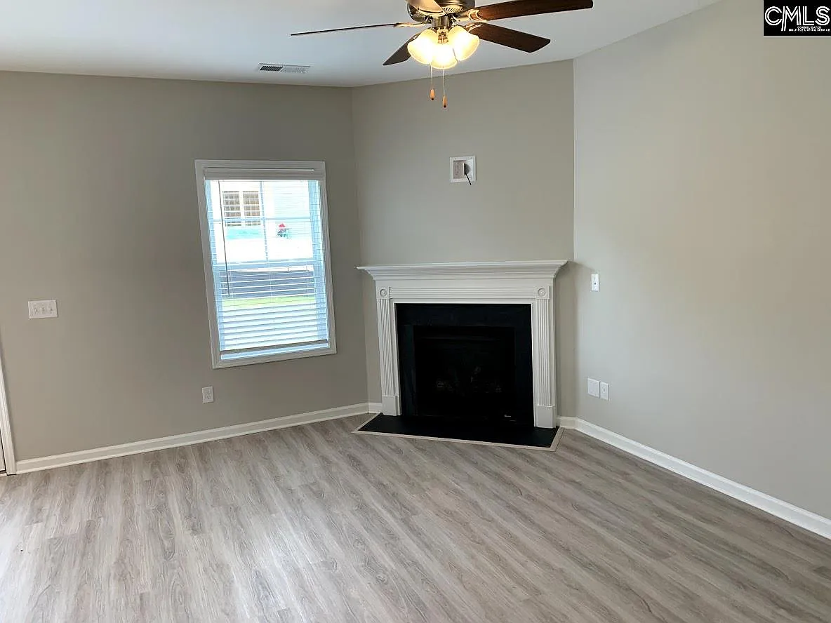 3 bed, 1612 sqft, $1,950 — Photo 3