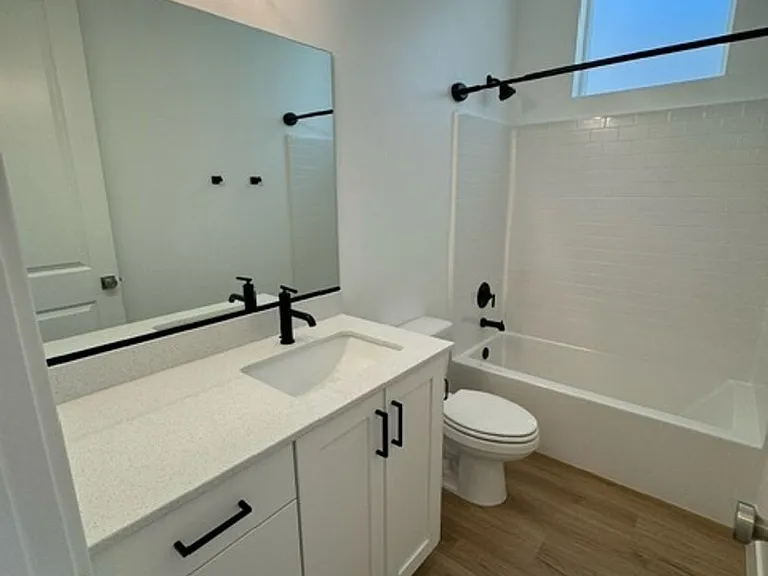 2806 E Church Oak Dr — Photo 12