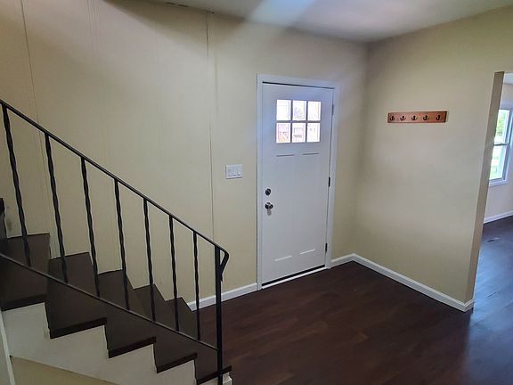 2nd image of 926 Wheeler St #1