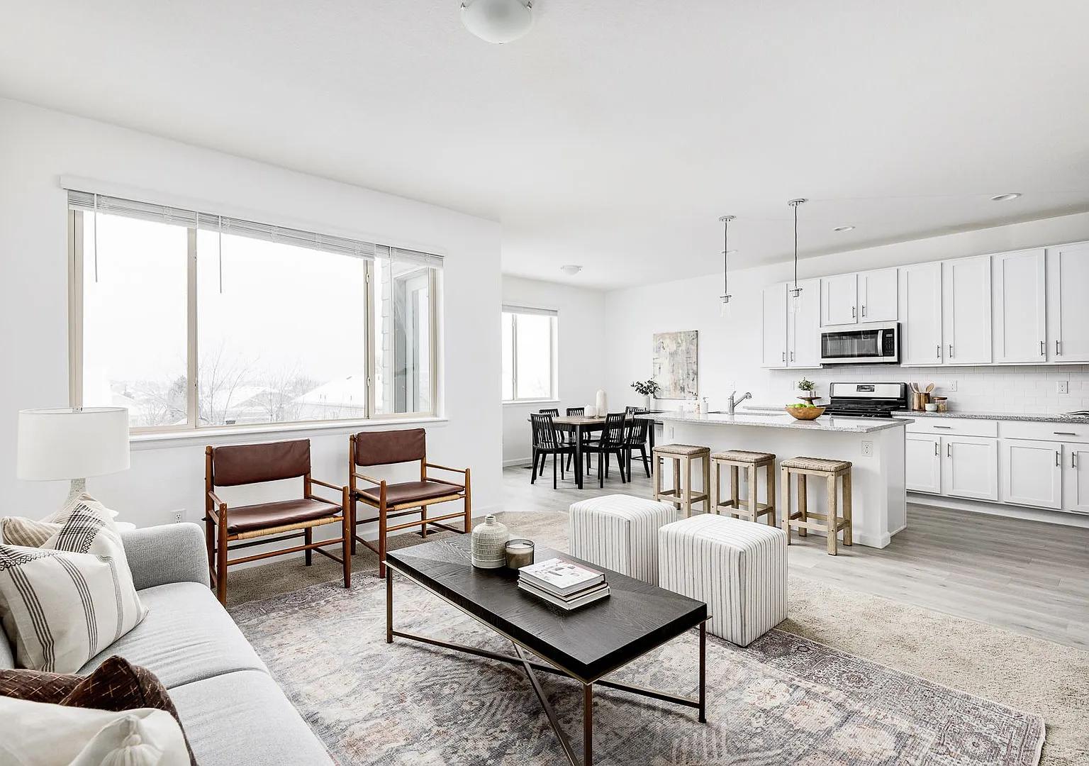 Peak at Painted Ridge Townhomes — Photo 2