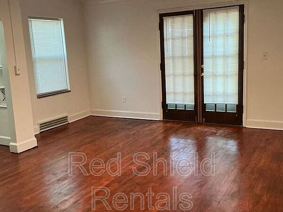 3rd image of 210 Perrin St