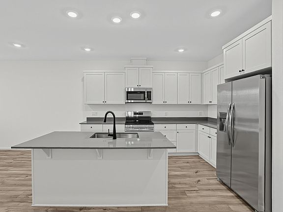 3rd image of 61534 Parrell Rd #10