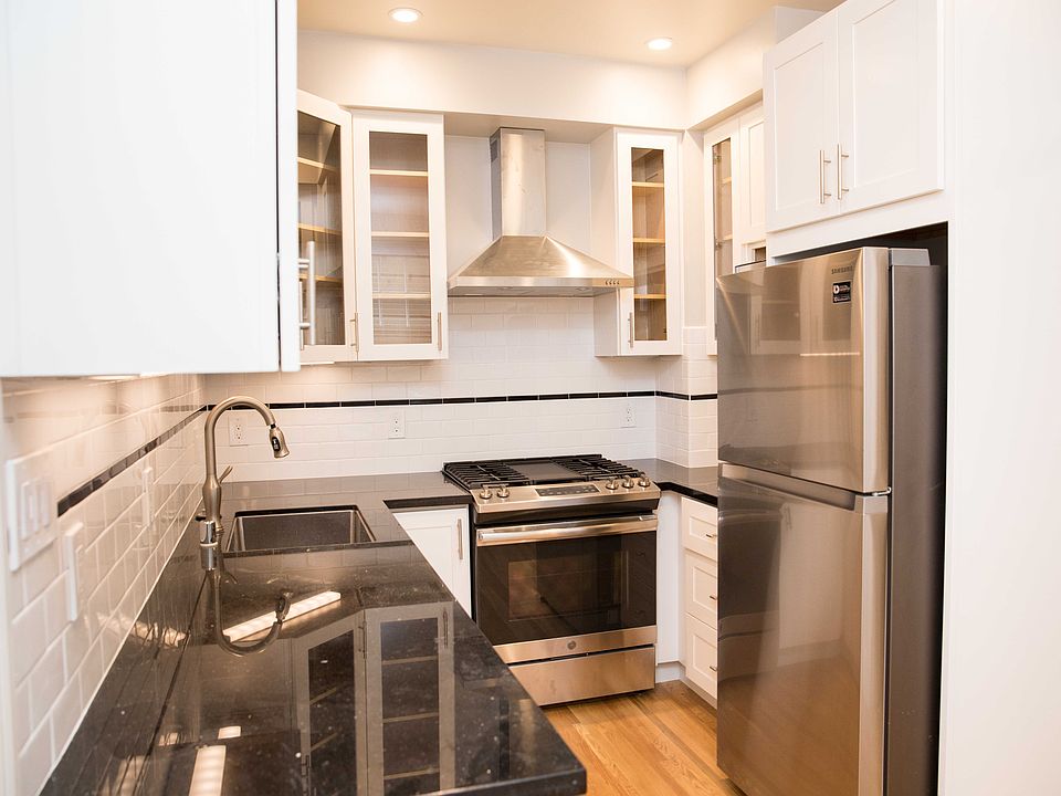 1st image of 2070 Fell St APT 2