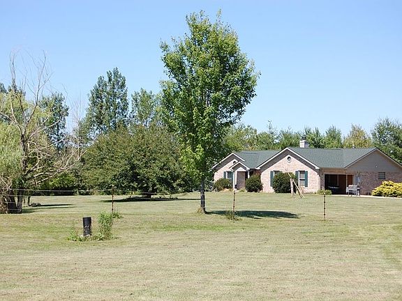 3rd image of 5648 E County Road 500 N