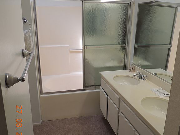 4th image of 2819 Woodsorrel Dr