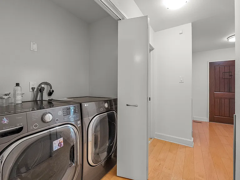 1742 Naglee Ave — Photo 17