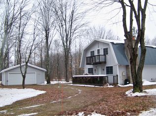7825 Crestwood Cir, Mancelona, MI 49659