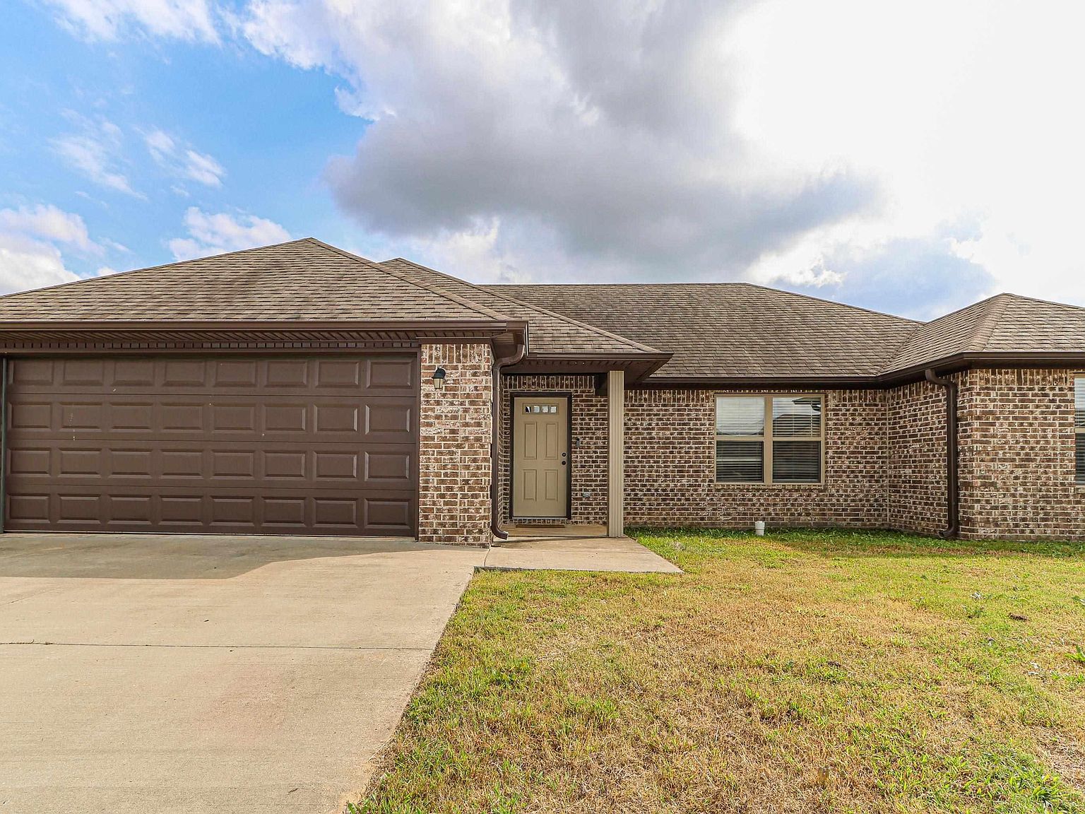 1002 Lexi Ln, Paragould, AR 72450 MLS 23028661 Zillow