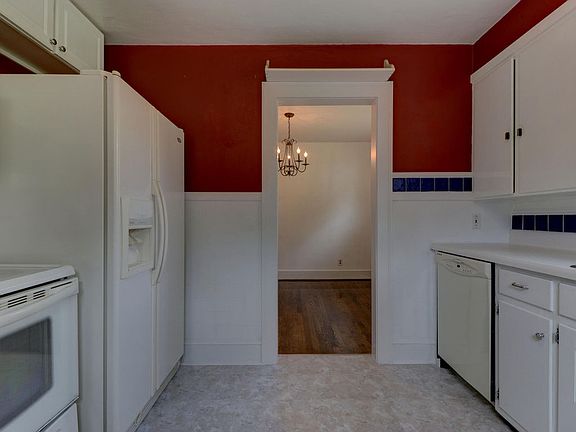 5th image of 1118 Jeanette Ave