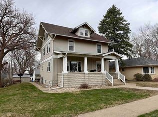 1009 1st Ave SE, Le Mars, IA 51031