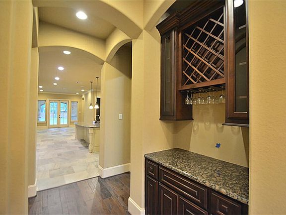 5th image of 4410 Southhampton Ct