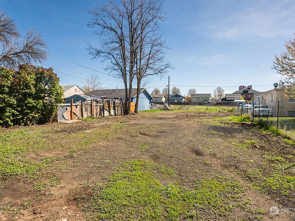 1st image of 625 N 11th Avenue