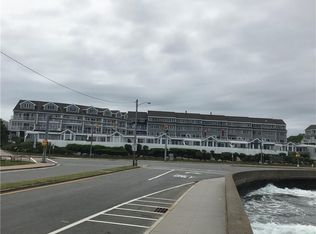 32 Pier Market Pl, Narragansett, RI 02882