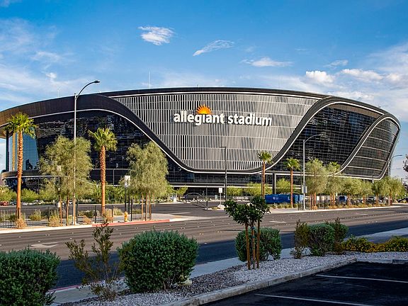 15 minutes to Allegiant Stadium
