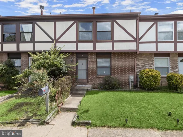 7 Medici Ct, Parkville, MD 21234