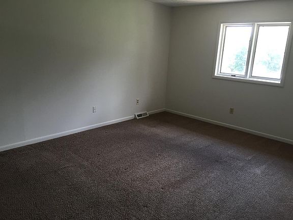 5th image of 1000 Honeycreek Dr