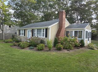 39 Nobby Ln, West Yarmouth, MA 02673
