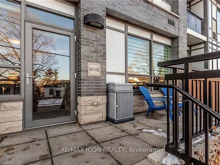 63 Arthur St S #102 — Photo 1