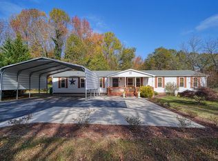 291 Old Pacolet Rd, Cowpens, SC 29330