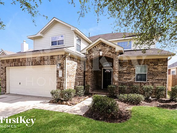 2nd image of 10047 Arcadian Springs Ln