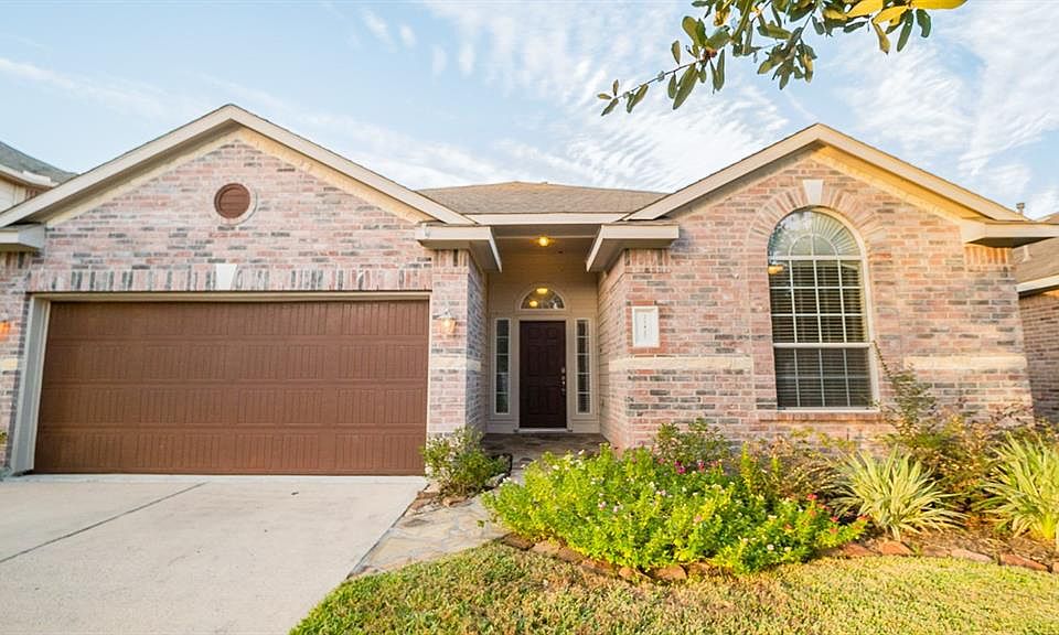 1st image of 21417 Surrey Glen Ct