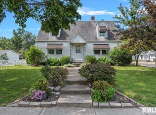 741 Haner St, Taylorville, IL 62568