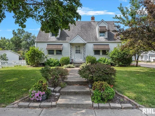 741 Haner St, Taylorville, IL 62568