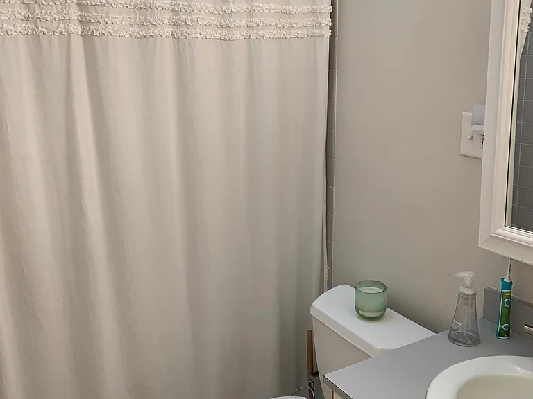 3413 Draper Ave — Photo 5