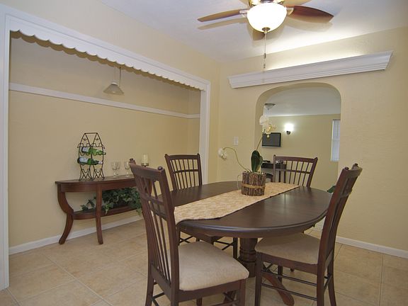 5th image of 1451 Island Dr S
