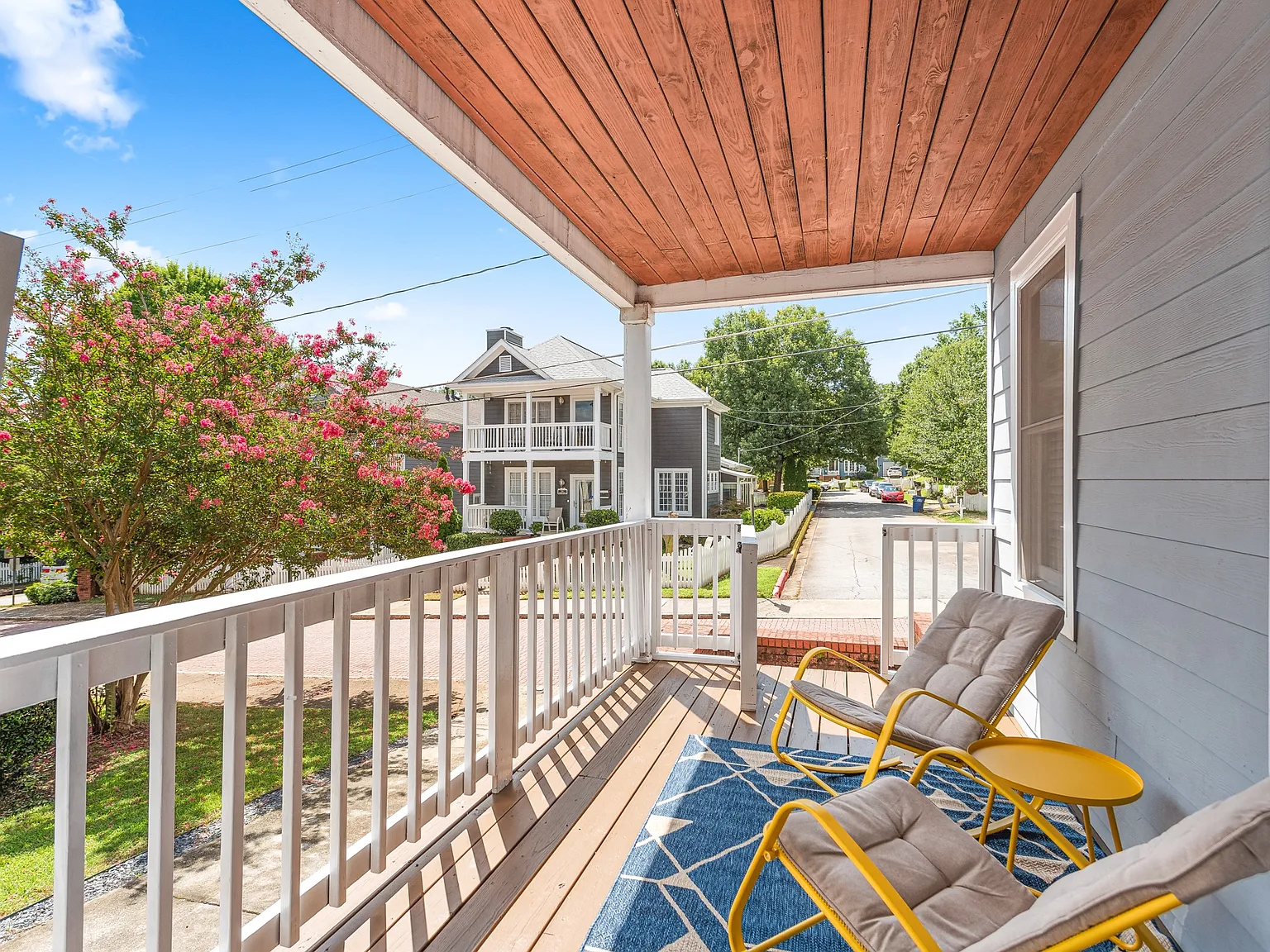 132 Crumley St SE — Photo 3