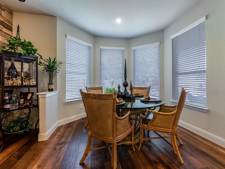 316 Chinchester Dr — Photo 12