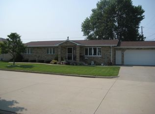 104 Church St, Luxemburg, IA 52056
