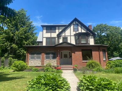 225 Walnut St, Wellesley, MA, 02481