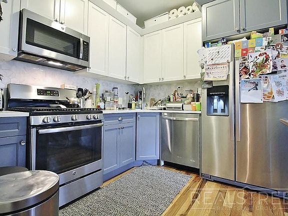 3rd image of 1391 Dean St APT 3W
