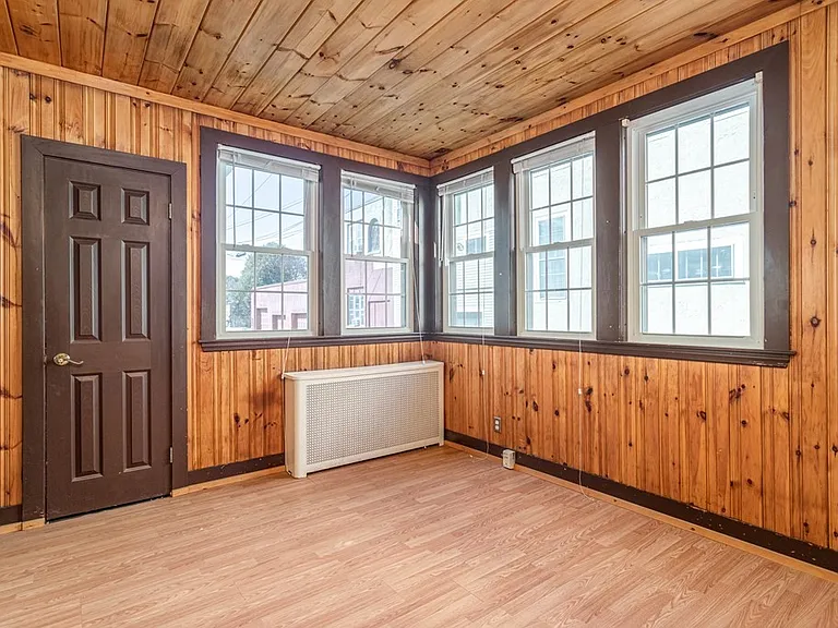 886 Main St #2 — Photo 9