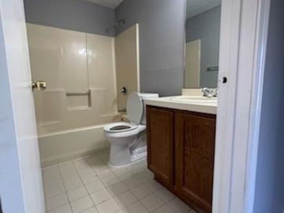 5th image of 66 Oakridge Dr APT 1