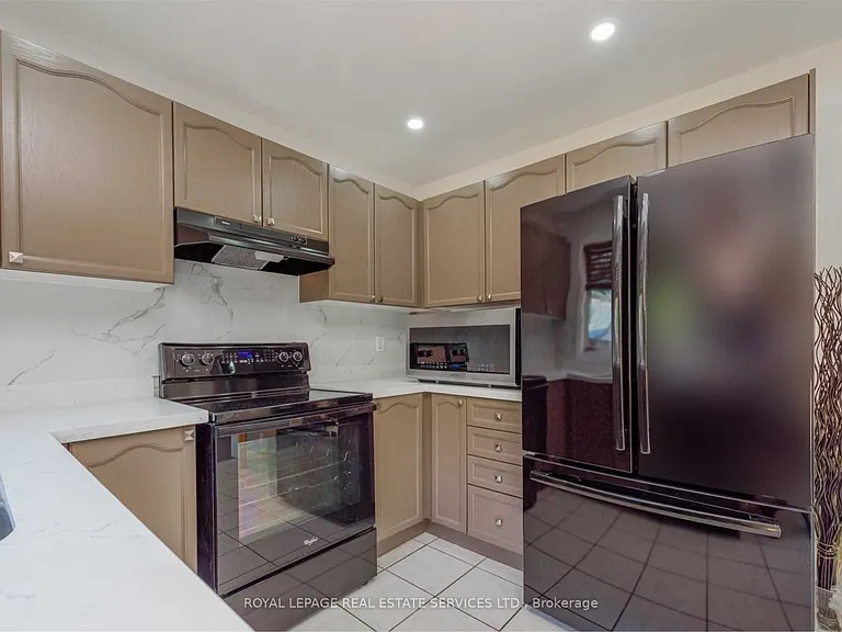 2905 Westoak Trails Blvd — Photo 8