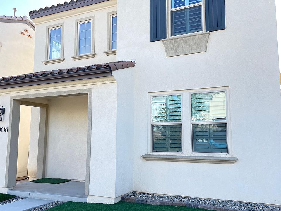 2008 Avenida Andanza