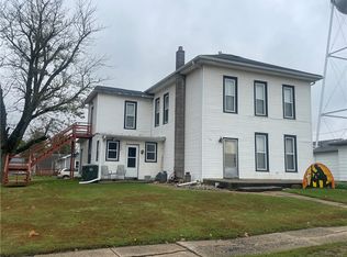 215 E Washington St, Monroe, IA 50170